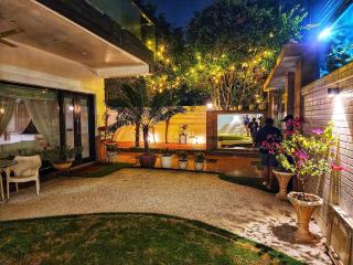 The G8 - Noida - 6