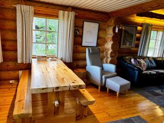 Ruska 2, Ylläs, Äkäslompolo, Lapland - Log Cabin with Lake and Fell Scenery - Äkäslompolo - 4