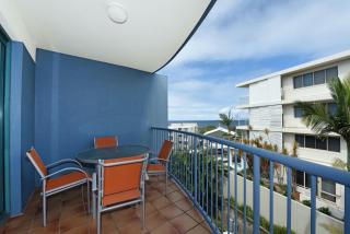 Lindomare Unit 17, 11 Orvieto Tce, Kings Beach - Caloundra - 2