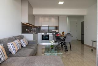 Modern 1BR Apt in Limassol Center, AC, Balcony, Parking - Limassol - 0