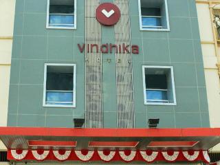 Vindhika Hotel - Makassar - 6