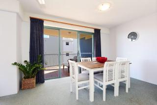 Lindomare Unit 18, 11 Orvieto Tce, Kings Beach - Caloundra - 9