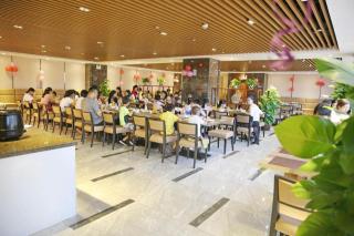 Foshan Xin Hu Hotel - 1