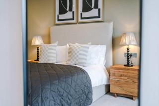 Chic City Centre 2 Bed NEW with Terrace & Parking - Leeds - 6