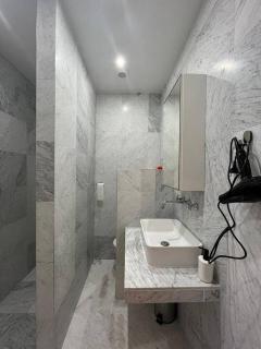 Huswell Artsy Family Apartment in City Center - 8