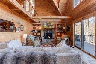 Resting Retreat - Play Arcades Soak in the Hot Tub More - Jasper - 9