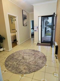 Entire Home in Blacktown - Blacktown - 9