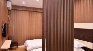 Super 8 Hotel Yiwu Binwang - 5