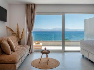Salty Dreams - Piso Livadi - 0