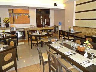 Baguio Burnham Suites Hotel - Baguio City - 2