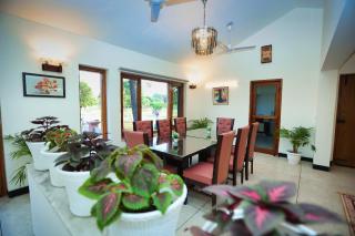 De Vivendi Farm- A Rural Luxury Farmhouse Getaway - Bahora - 1