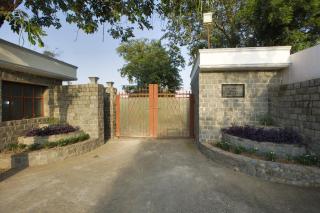 De Vivendi Farm- A Rural Luxury Farmhouse Getaway - Bahora - 8