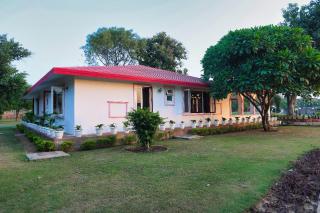 De Vivendi Farm- A Rural Luxury Farmhouse Getaway - Bahora - 7