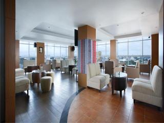Hotel Santika Makassar - Makassar - 1