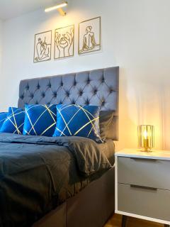 Luxurious 2 Bedroom - Water View and Parking - Manchester - 4