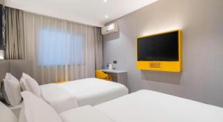 7 Days Inn Tianjin Railway Station - Tianjin - 1