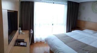 GreenTree Inn Anqing Qianshan County Sunshine City Express Hotel - Anqing - 3