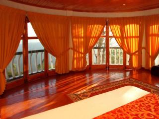 The Hideaway Hotel - Ella - 9