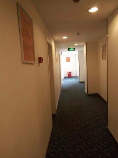 7 Days Inn·Zhuzhou Railway Station Gongxiao Plaza - 2