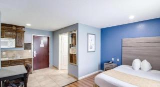 Rodeway Inn & Suites Port Arthur - Groves - Port Arthur - 2