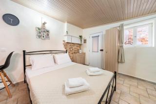 Purity Studio - Anemómylos - 0