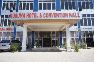 OYO 93205 Kusuma Hotel And Convention Hall - 4
