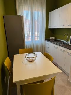 HOUSE on sunday SOLE - 4