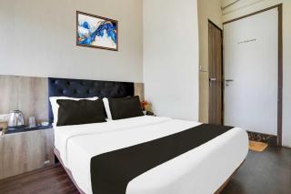 Townhouse Ville Parle - Mumbai - 8
