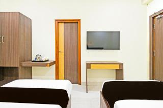 Townhouse Kondapur Near Botanical Garden - Hyderabad - 7