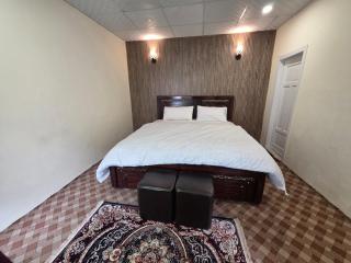 The cozy corner inn - Gulmit - 9