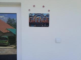 Garage - 8