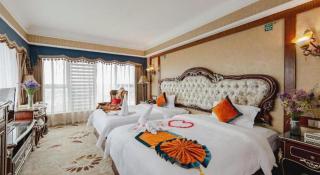 Chengdu French Theme Gold Palace - 1