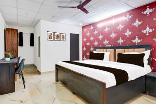 Collection O Nehru Nagar - Ghaziabad - 7