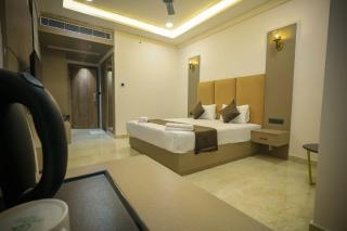 Hotel The Golden Tree - Prayagraj - 1