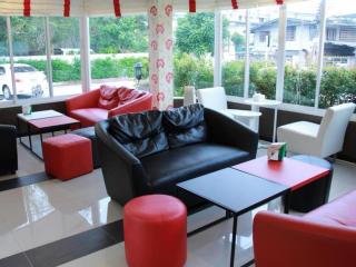 Hotel Le Lerts Living - 2