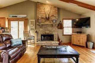 Better Together -Play ping pong relax by the wood fireplace - Jasper - 6
