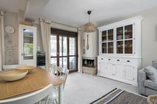 Azapiko Meggy Summer Villa by Luxlikehome - Ladhokopána - 4