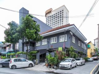 OYO 101 V'la Heritage Hotel - 0