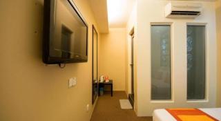 OYO 126 Rae Hotel - 1