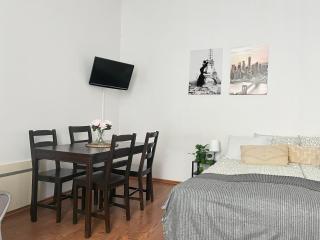 Smart Studio for 3 guests 8 min to Main Square - Krakow - 1