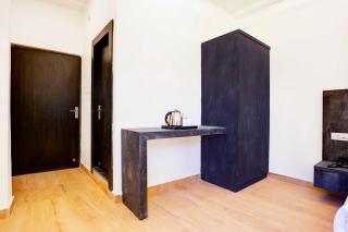 Super Townhouse Pahadiya - 2