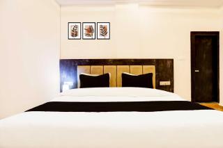 Super Townhouse Pahadiya - 4