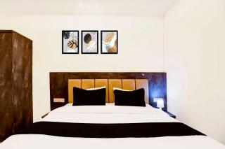 Super Townhouse Pahadiya - 1