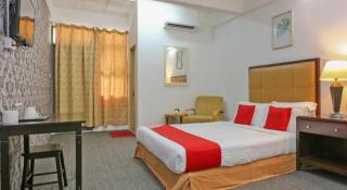 OYO 89922 The Sarina Hotel & Cafe - 1