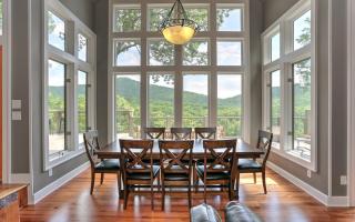 Field of Stars - Custom finishes gorgeous lake views games more - 4