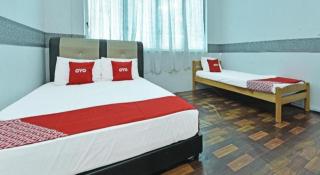SPOT ON 90181 Cz Classic Hotel - Pasir Puteh - 1