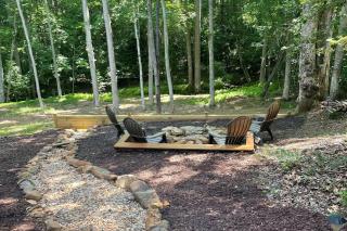 Holly Berry Hill Newly built elegant rustic interiors cozy hot tub - Young Harris - 8