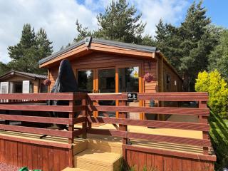 Chloe Cabin - West Thirston - 1