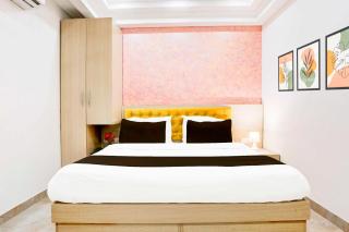 Townhouse Oak SkyJumper Trampoline Park - Zirakpur - 2