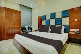 Townhoue Oak Eastern View Railway Junction - Zirakpur - 8